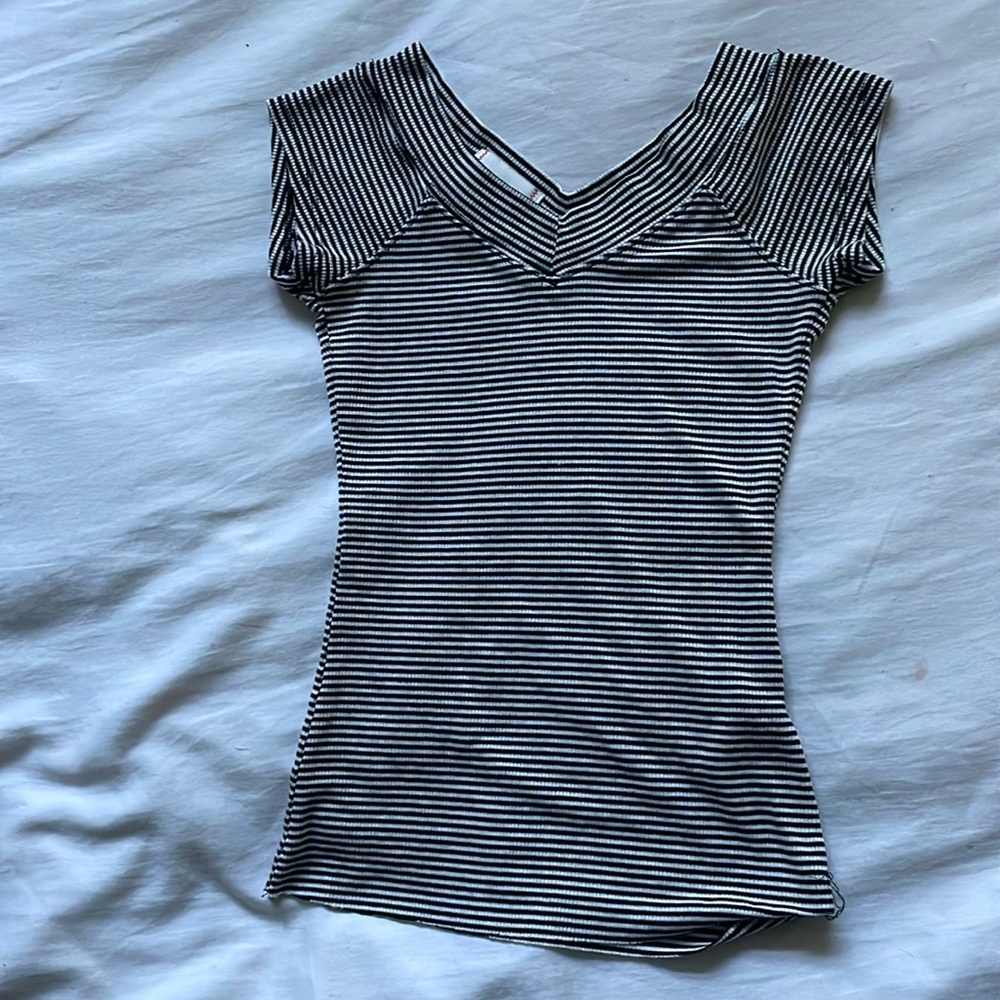 Urban Outfitters BDG Shannen V-Neck Top